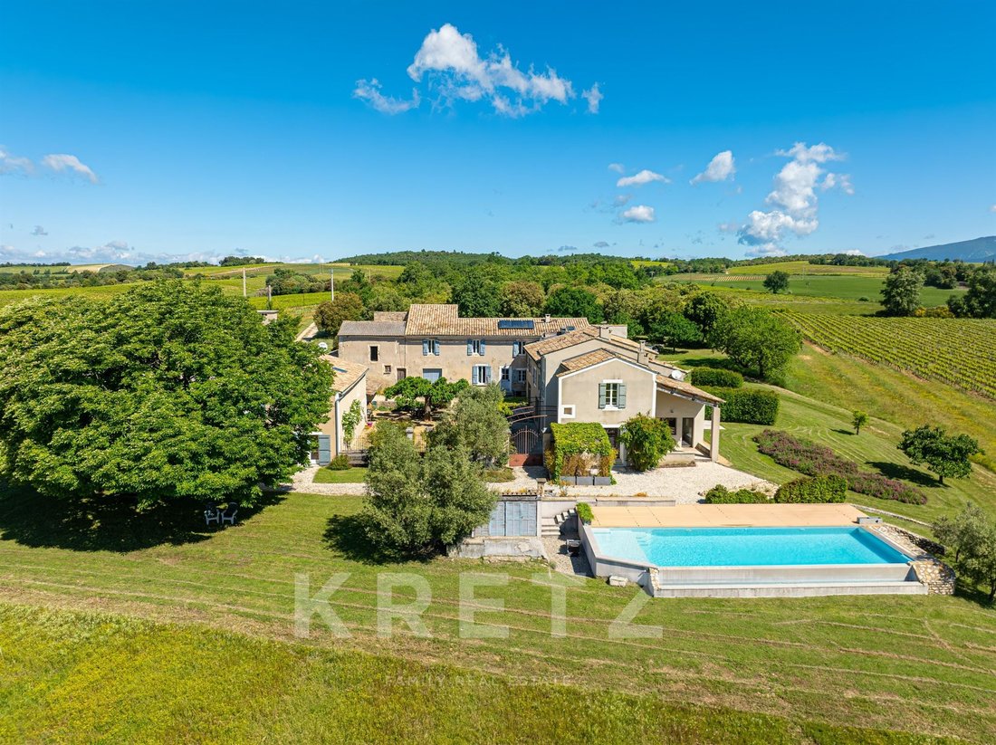 Farm Ranch in Vinsobres, Auvergne-Rhône-Alpes, France 1 - 17976639