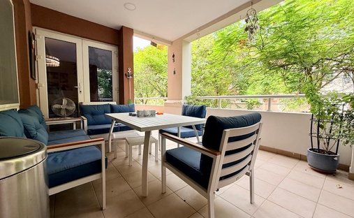 Apartment in Green Community, Dubai, United Arab Emirates 1