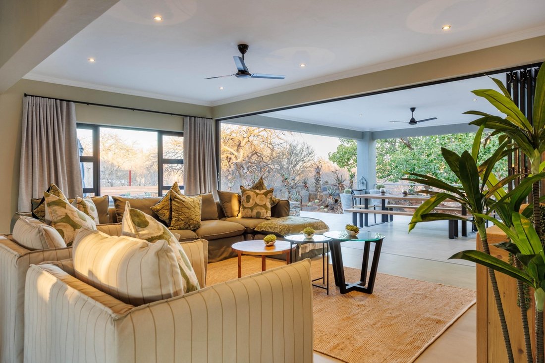 House in Hoedspruit, Limpopo, South Africa 4 - 17977476