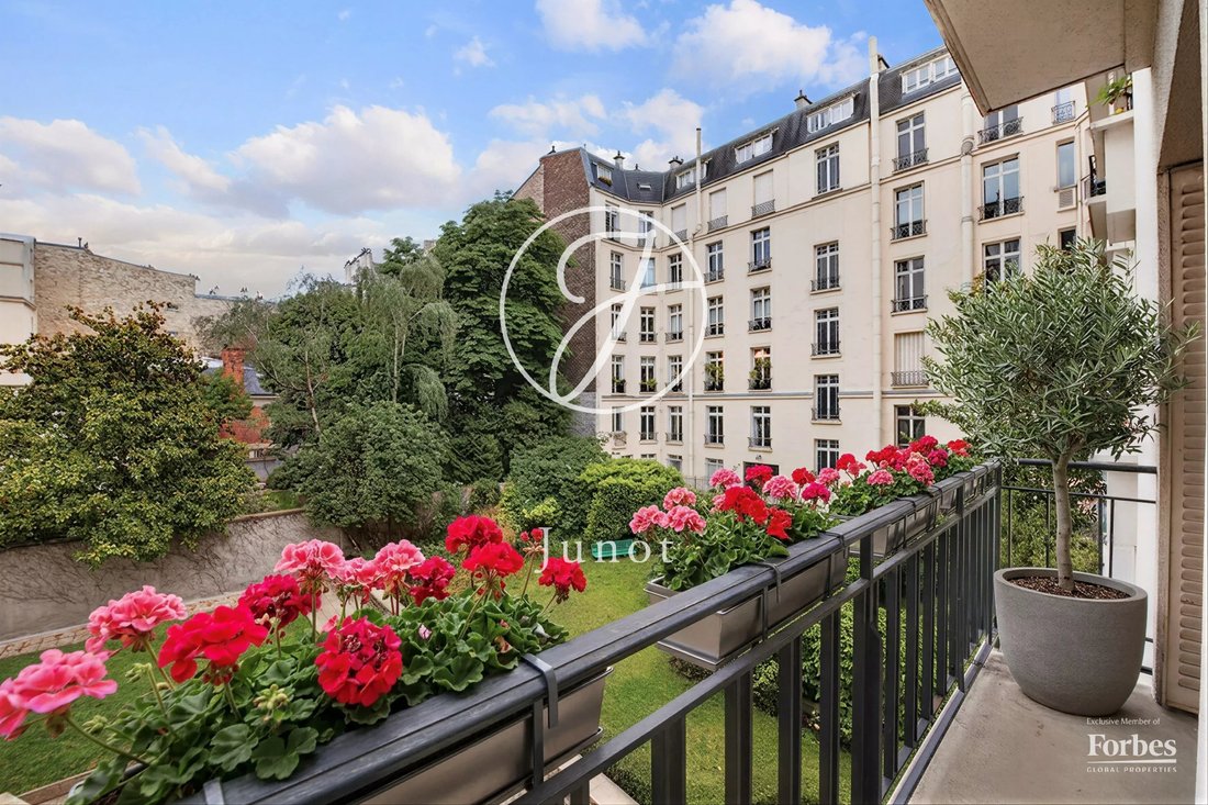 Apartment in Muette Nord, Paris 16e Arrondissement, Paris 3 - 17976446