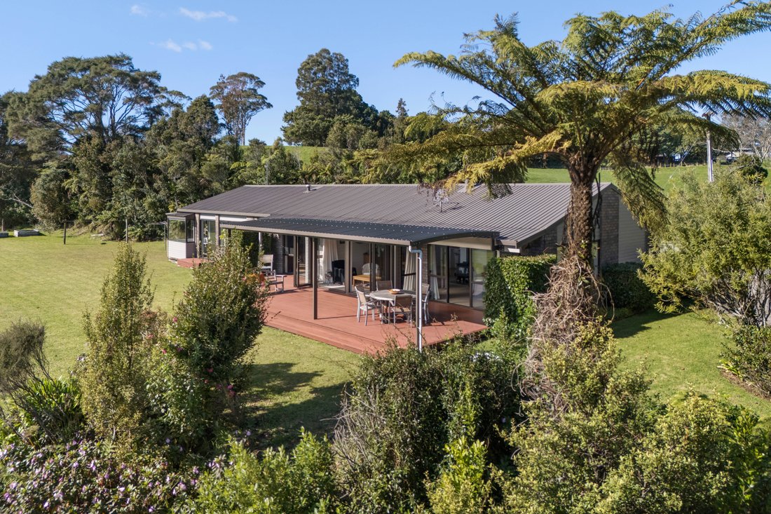 House in Whakamarama, Bay of Plenty, New Zealand 2 - 17977663