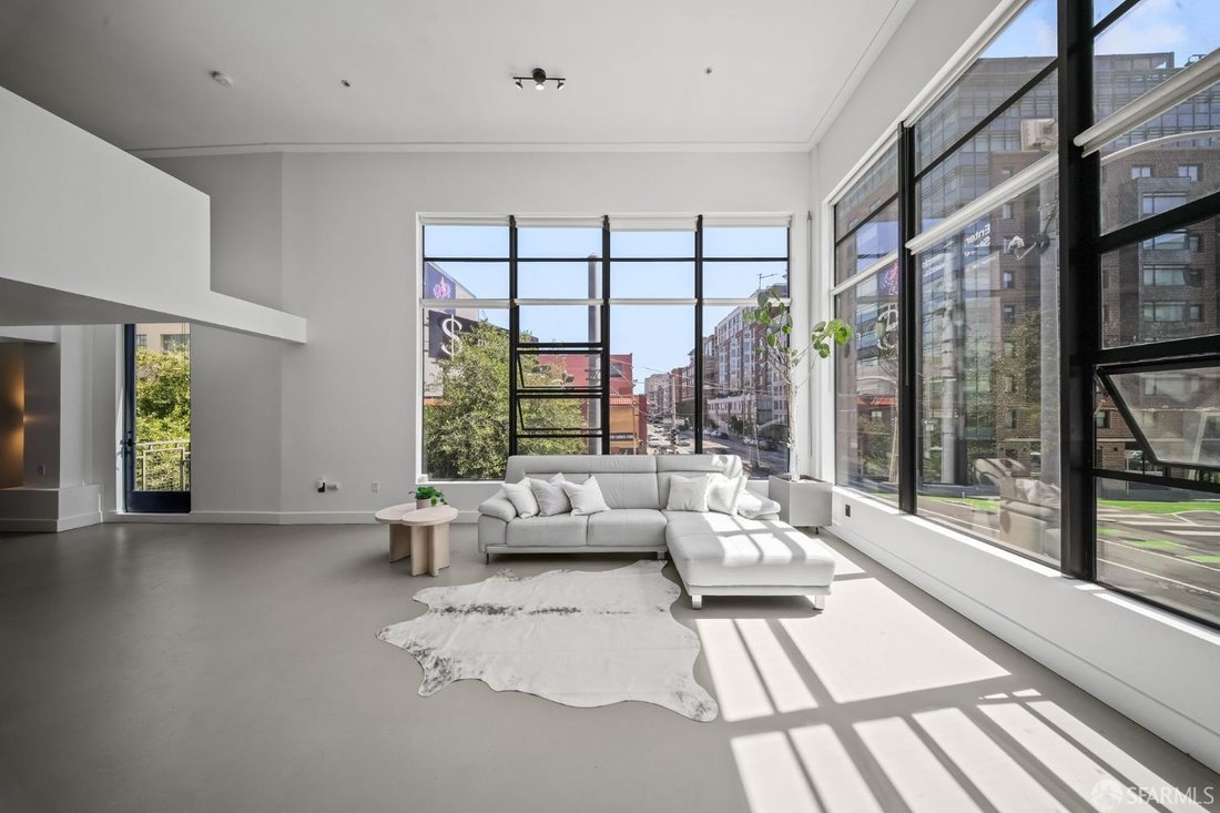 Condo in San Francisco, California, United States 4 - 17974860