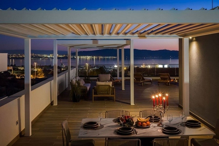 Villa à Kaštel Sućurac, Split-Dalmatie, Croatie 2 - 17975714