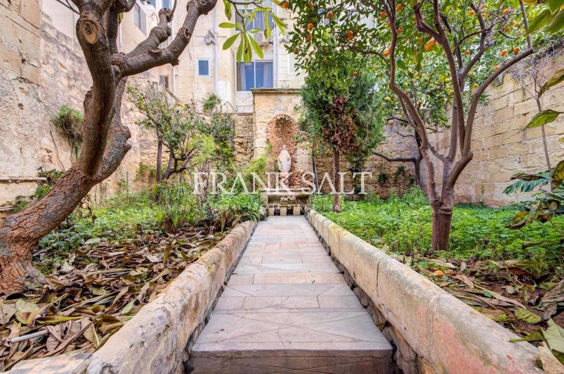 Townhouse in Sliema, Malta 1 - 17776037