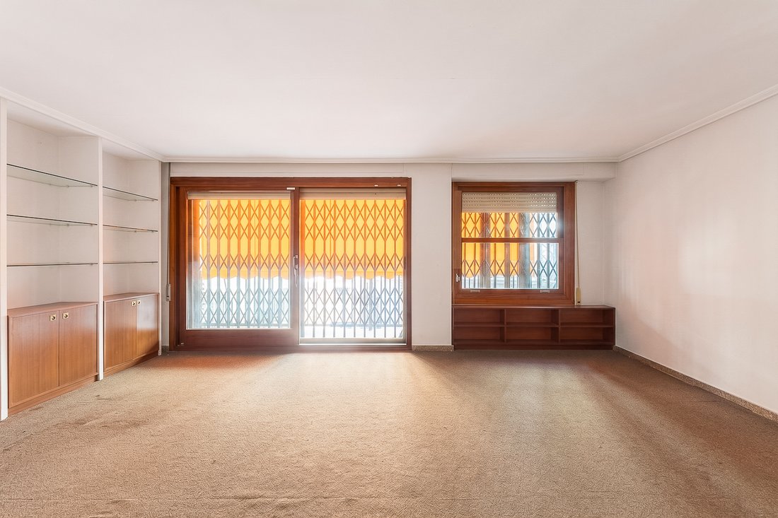 Apartment in Ciutat Vella, Valencia, Spain 4 - 17980360