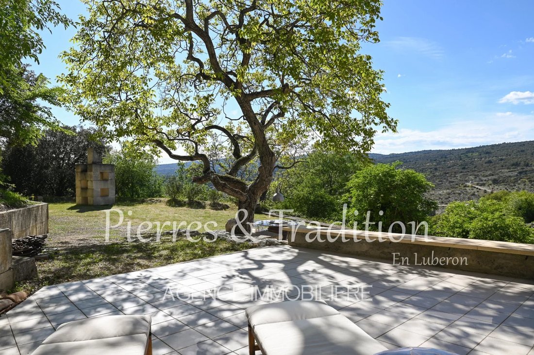 House in Lioux, Provence-Alpes-Côte d'Azur, France 4 - 17976741