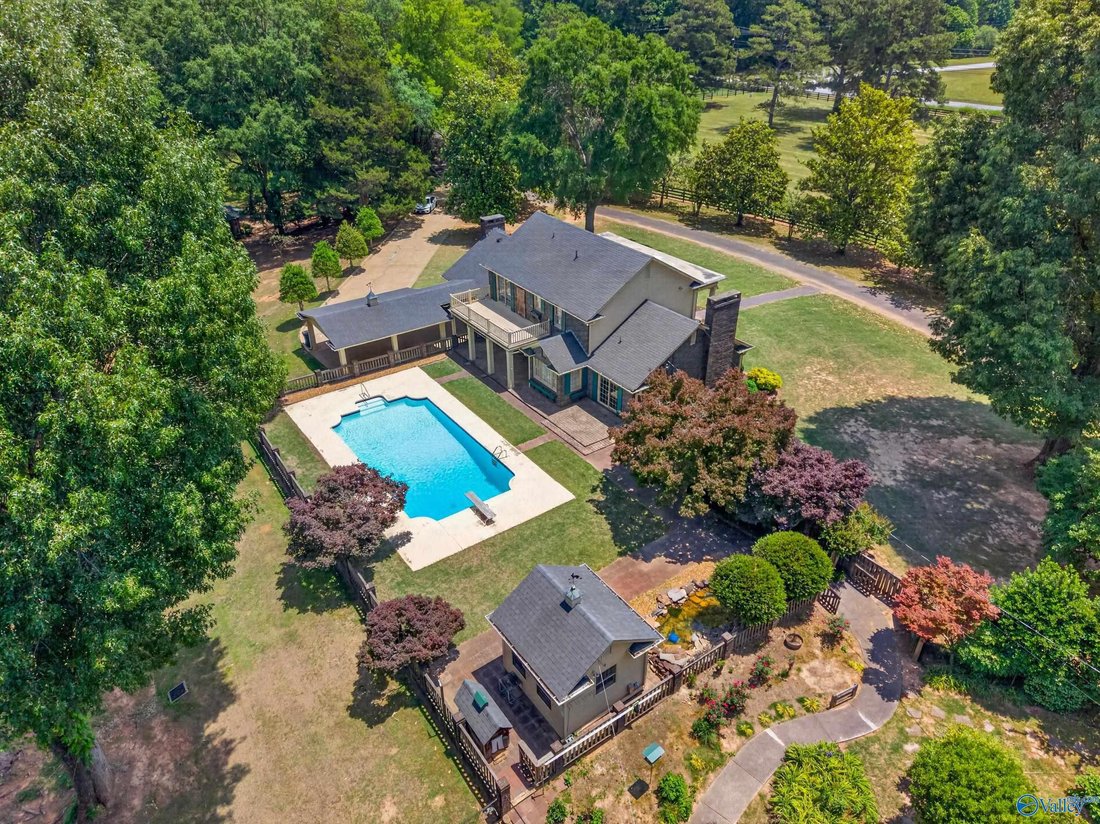 House in Rainbow City, Alabama, United States 5 - 17974832
