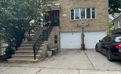 House in New York, New York, United States 1