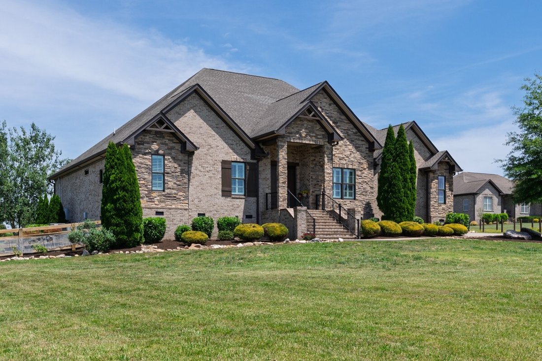 House in Gallatin, Tennessee, United States 3 - 17979842