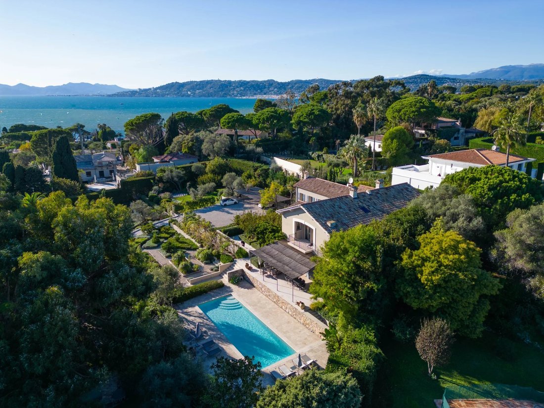 Villa à Antibes, Provence-Alpes-Côte d'Azur, France 2 - 14240453