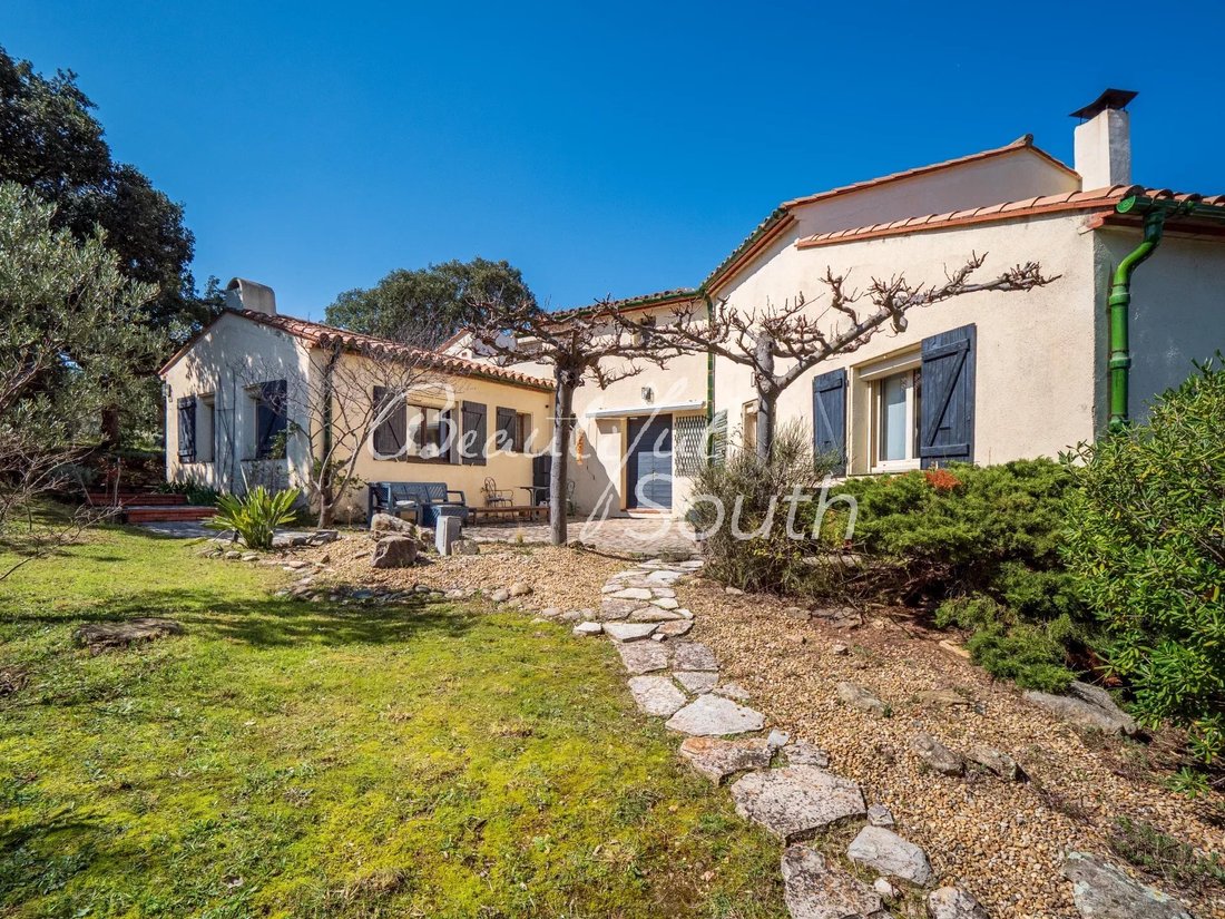 Villa in Montesquieu-des-Alberes, Occitania, France 3 - 17976717