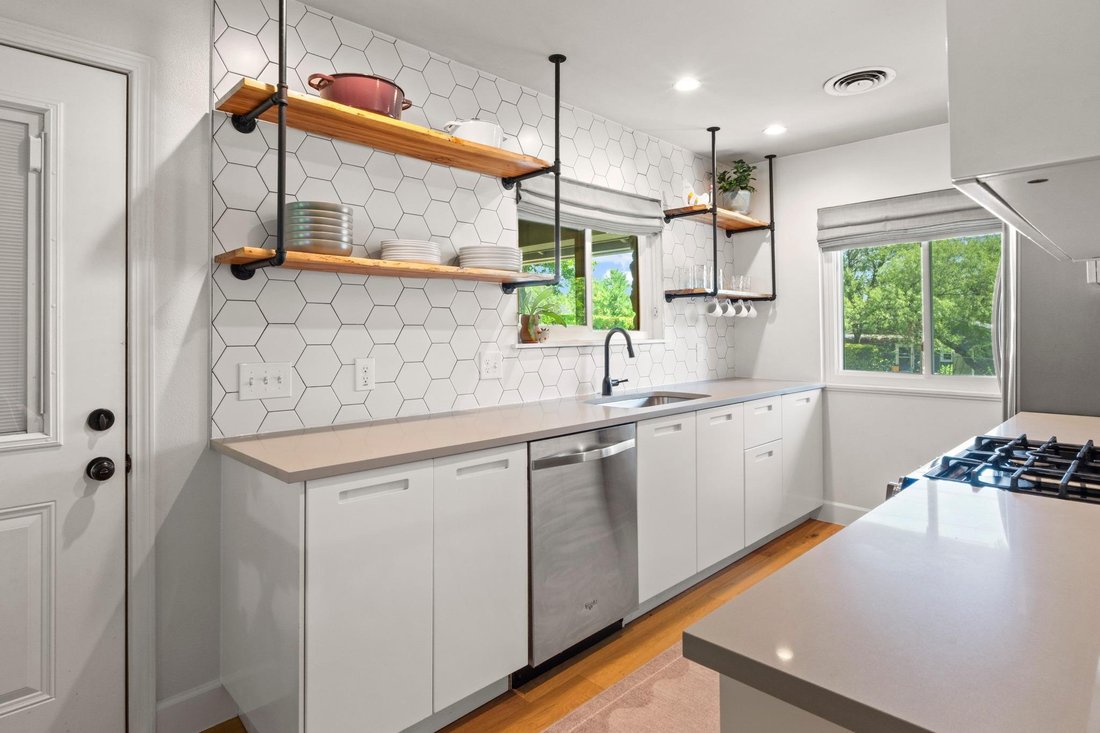 House in Austin, Texas, United States 5 - 17975282