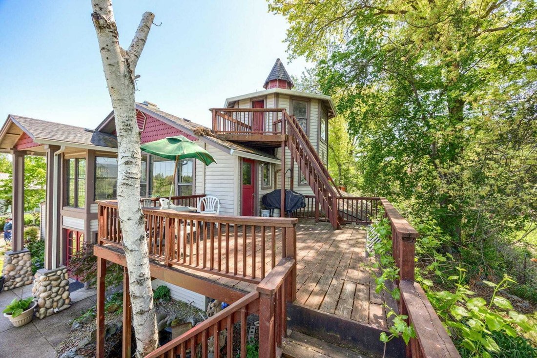 House in Medford, Oregon, United States 5 - 17977556