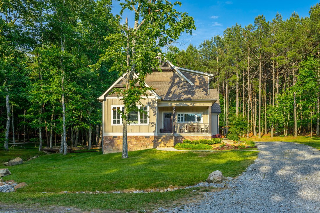 House in South Pittsburg, Tennessee, United States 1 - 17977994