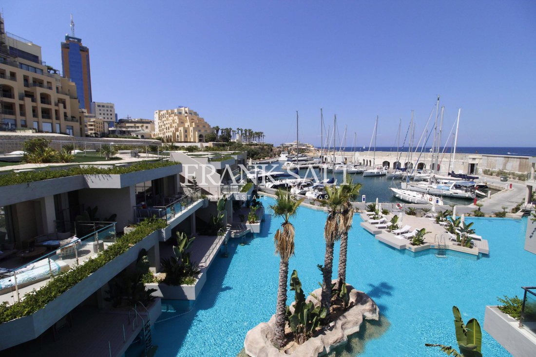 Apartment in Saint Julian's, Malta 1 - 14301697