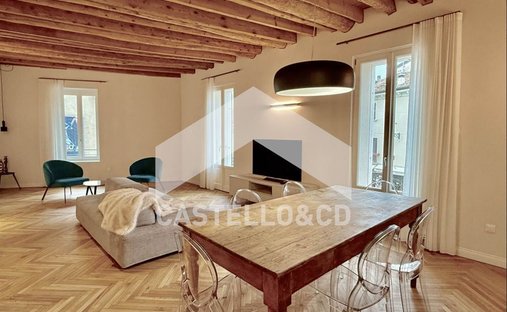 Appartamento a Centro Storico, Desenzano del Garda, Lombardia 1