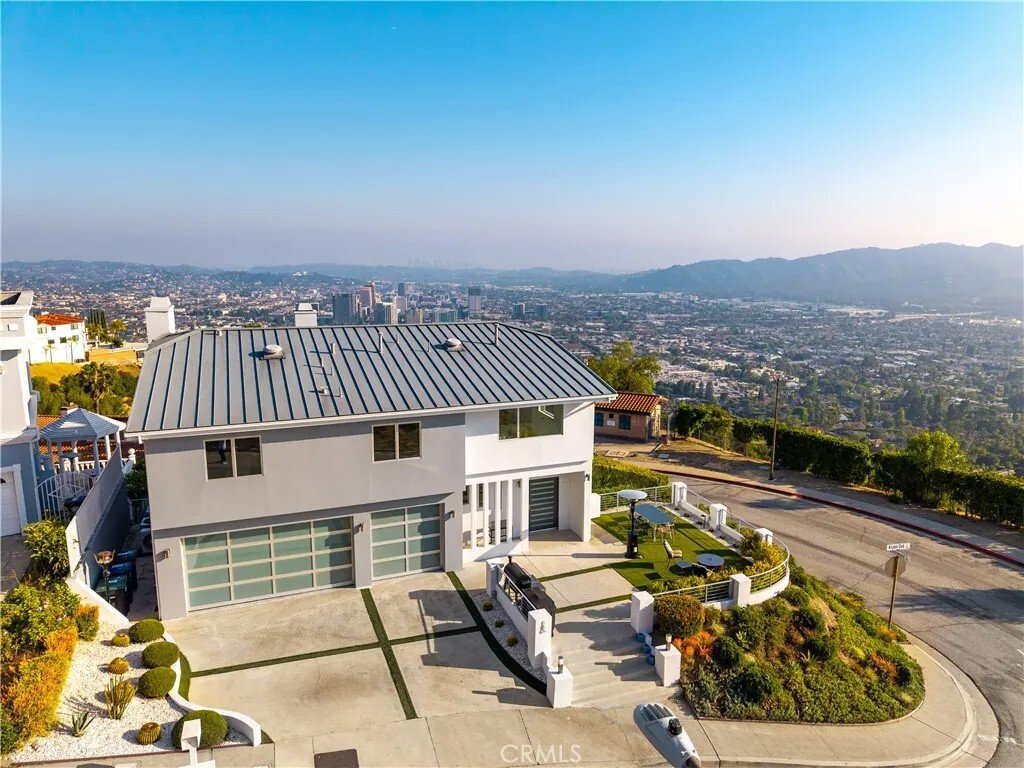 House in Glendale, California, United States 3 - 17979869
