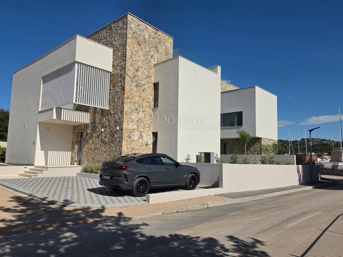 House in Murter, Sibenik-Knin County, Croatia 2 - 15753363