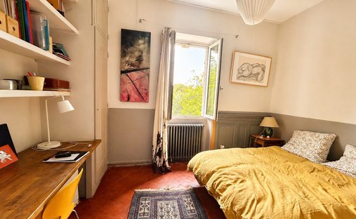 Chateau With Outbuilding And Private Beach In Provence