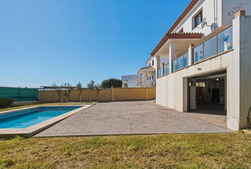 Villa en Estepona, Andalucía, España 3 - 17980298