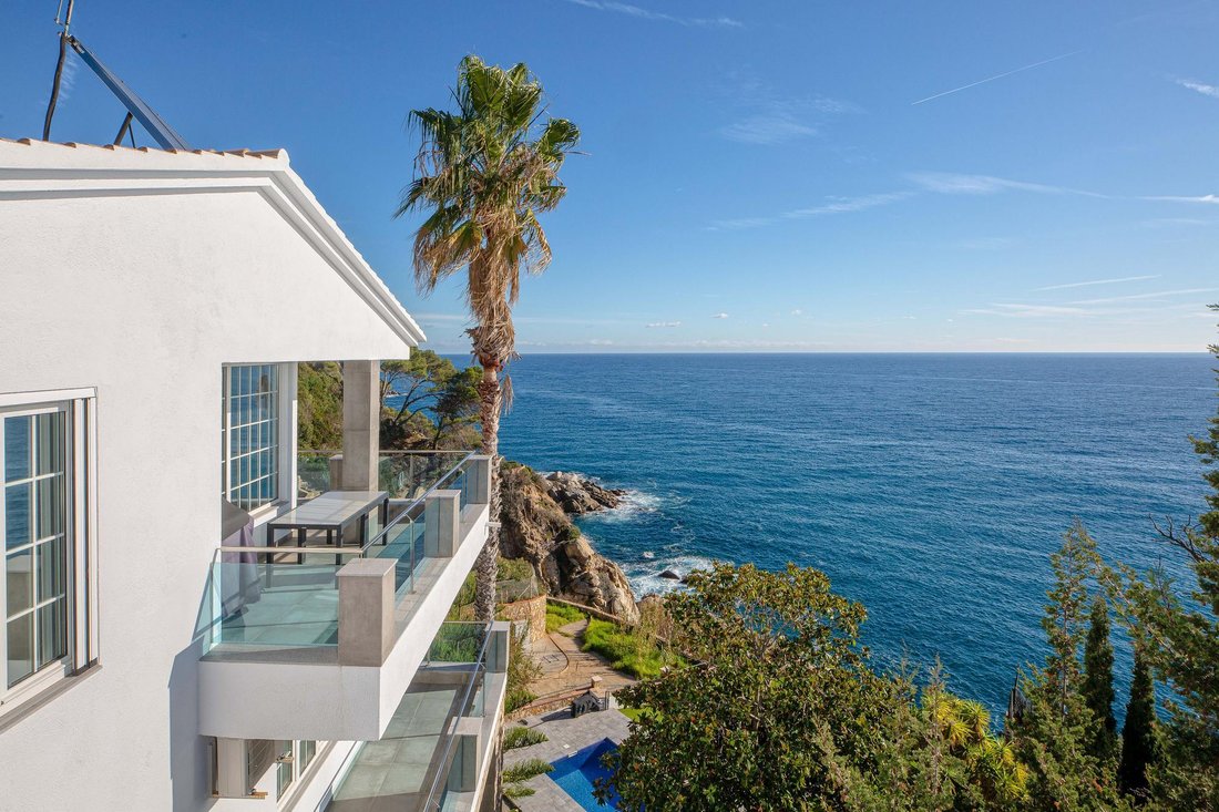 Villa in Lloret de Mar, Catalonia, Spain 2 - 17978442