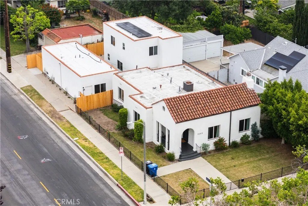 Los Angeles, California, United States 2 - 17975422