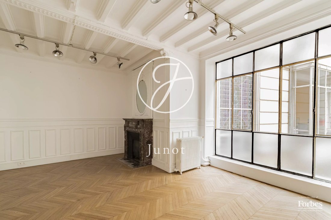 Apartment in Parc Monceau, Paris 8e Arrondissement, Paris 5 - 17976653