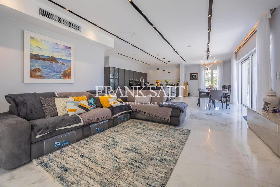 Bungalow in Mellieha, Malta 4 - 15672265