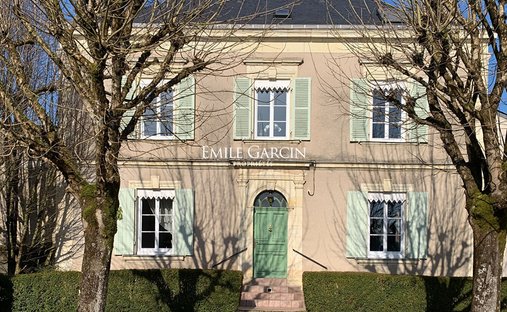 Villa in Azé, Chateau-Gontier-sur-Mayenne, France 1
