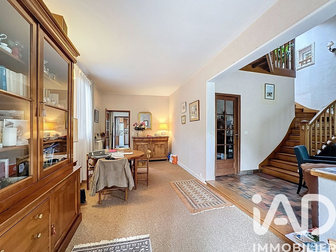 House in Nord Ouest, Le Mesnil-le-Roi, France 4 - 17980845