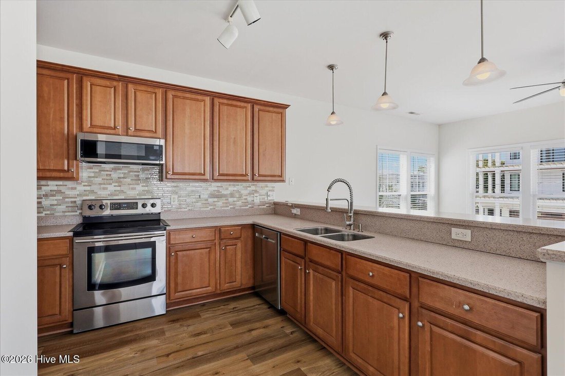 Condo in Carolina Beach, North Carolina, United States 4 - 17978880