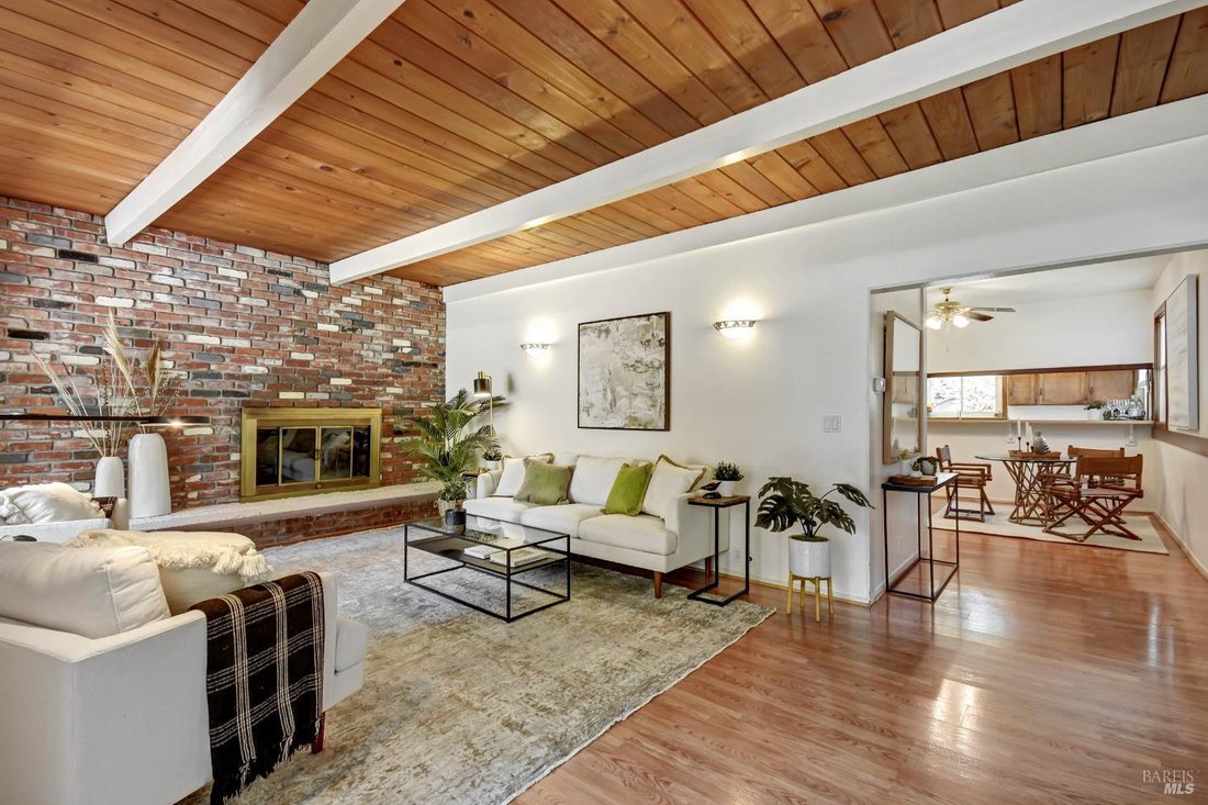 House in San Anselmo, California, United States 4 - 17979750