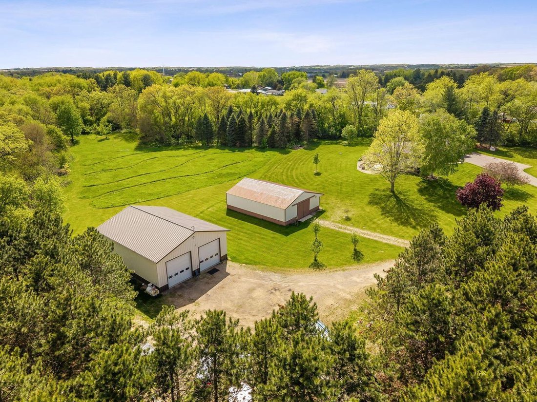 House in Brooklyn, Wisconsin, United States 4 - 17974857