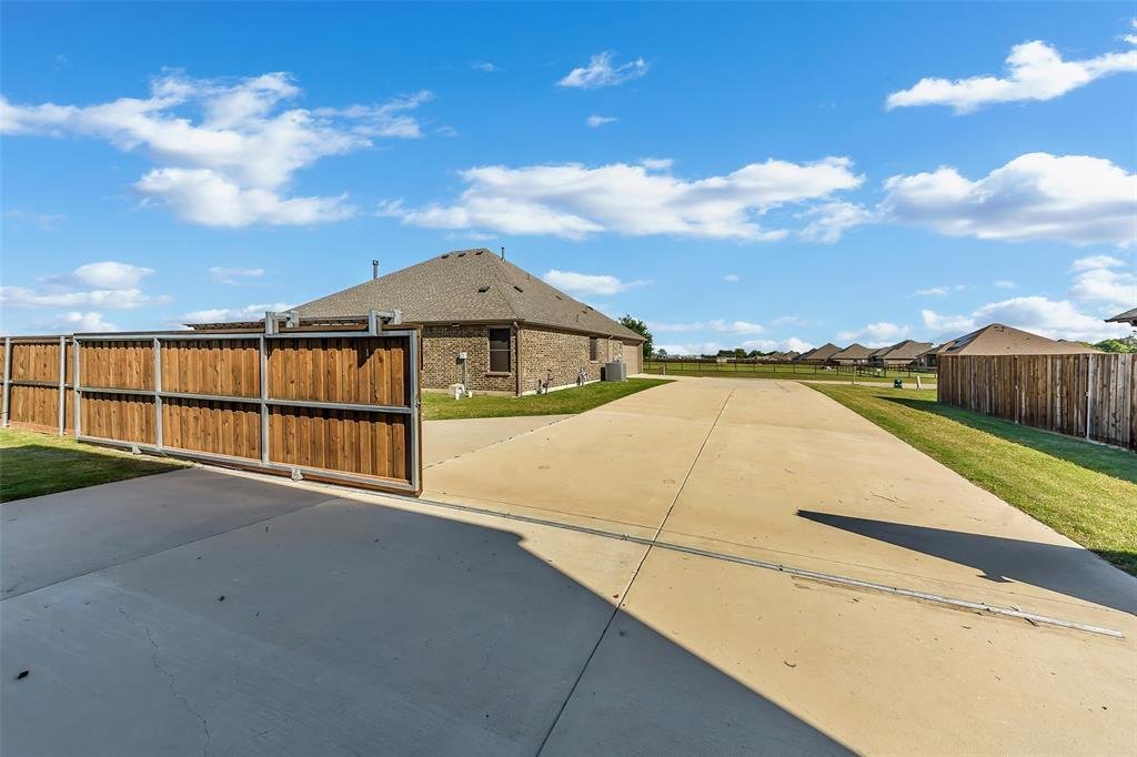 House in Waxahachie, Texas, United States 2 - 17979128