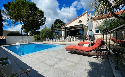 Villa in Nord Est, Cournonterral, France 1
