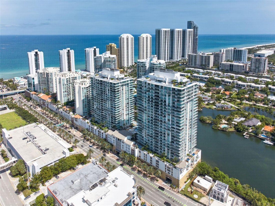 Condo in Sunny Isles Beach, Florida, United States 1 - 17971906
