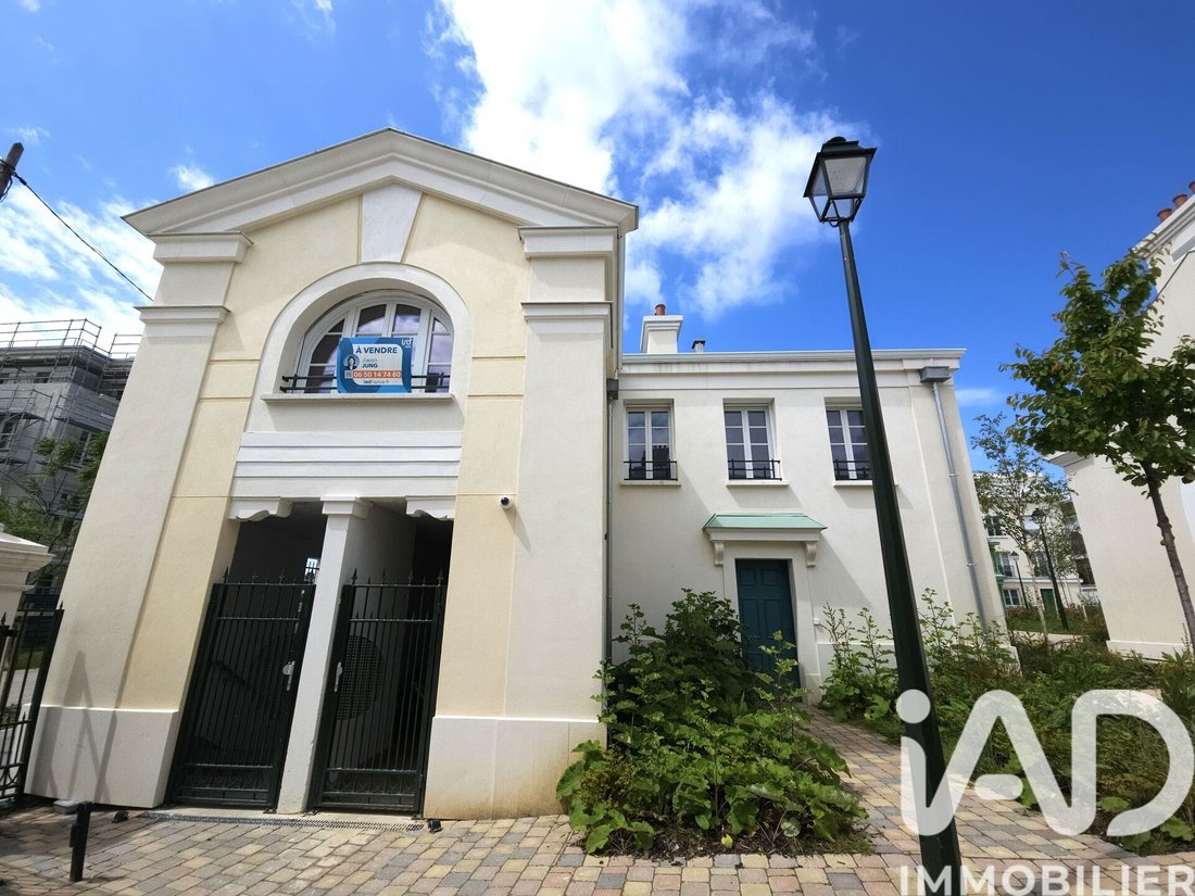 House in Serris, Ile-de-France, France 1 - 17980809