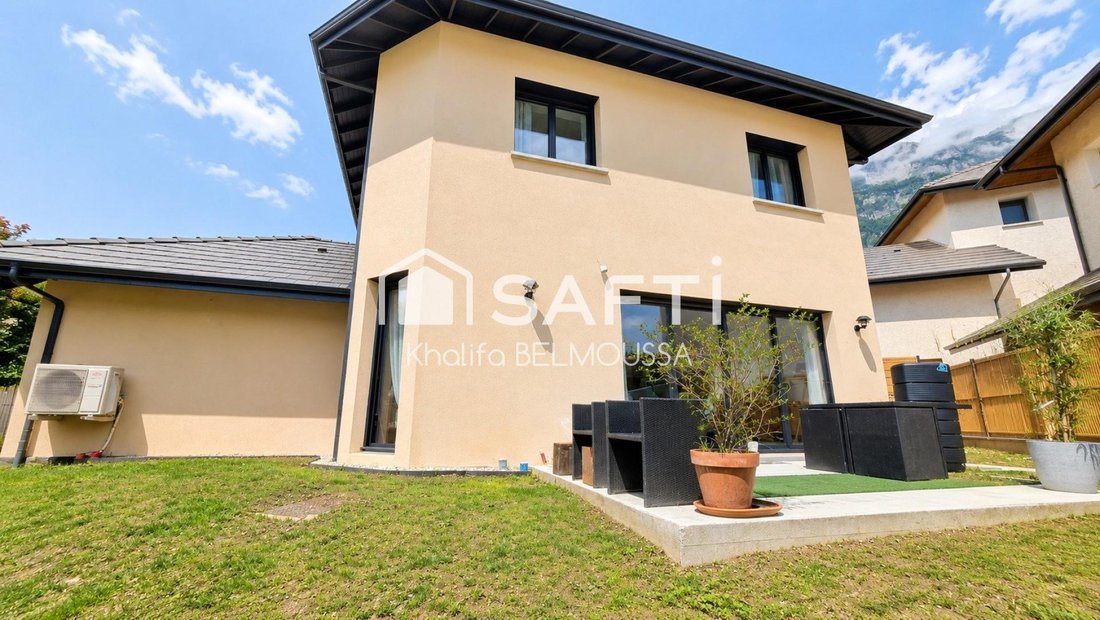 House in Drumettaz-Clarafond, Auvergne-Rhône-Alpes, France 2 - 17977835