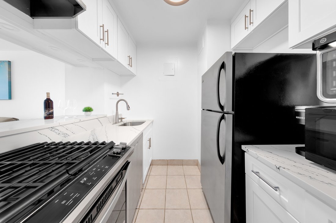 Co Op in New York, New York, United States 3 - 17976267