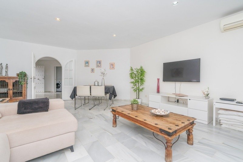 House in Bel-Air, Estepona, Andalusia 3 - 17980303