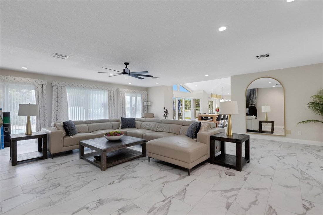 House in Largo, Florida, United States 3 - 17979485