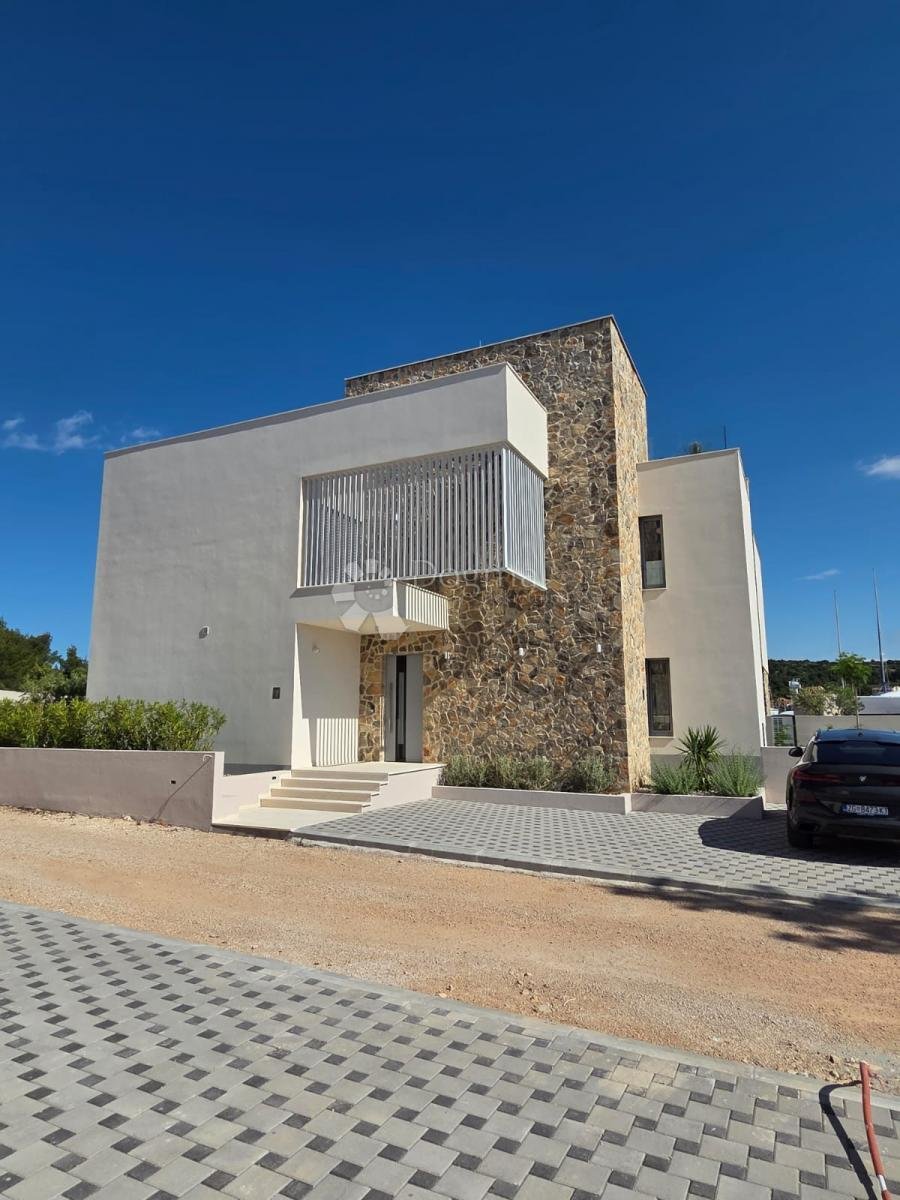 House in Murter, Sibenik-Knin County, Croatia 4 - 15753363
