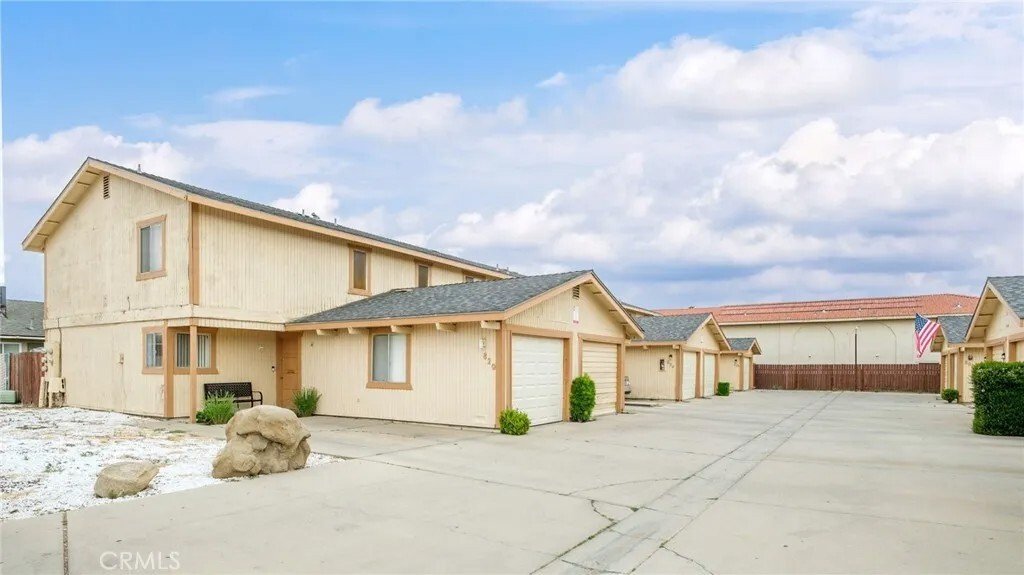 Hanford, California, United States 3 - 17979970