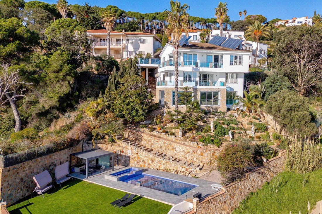 Villa in Lloret de Mar, Catalonia, Spain 3 - 17978442