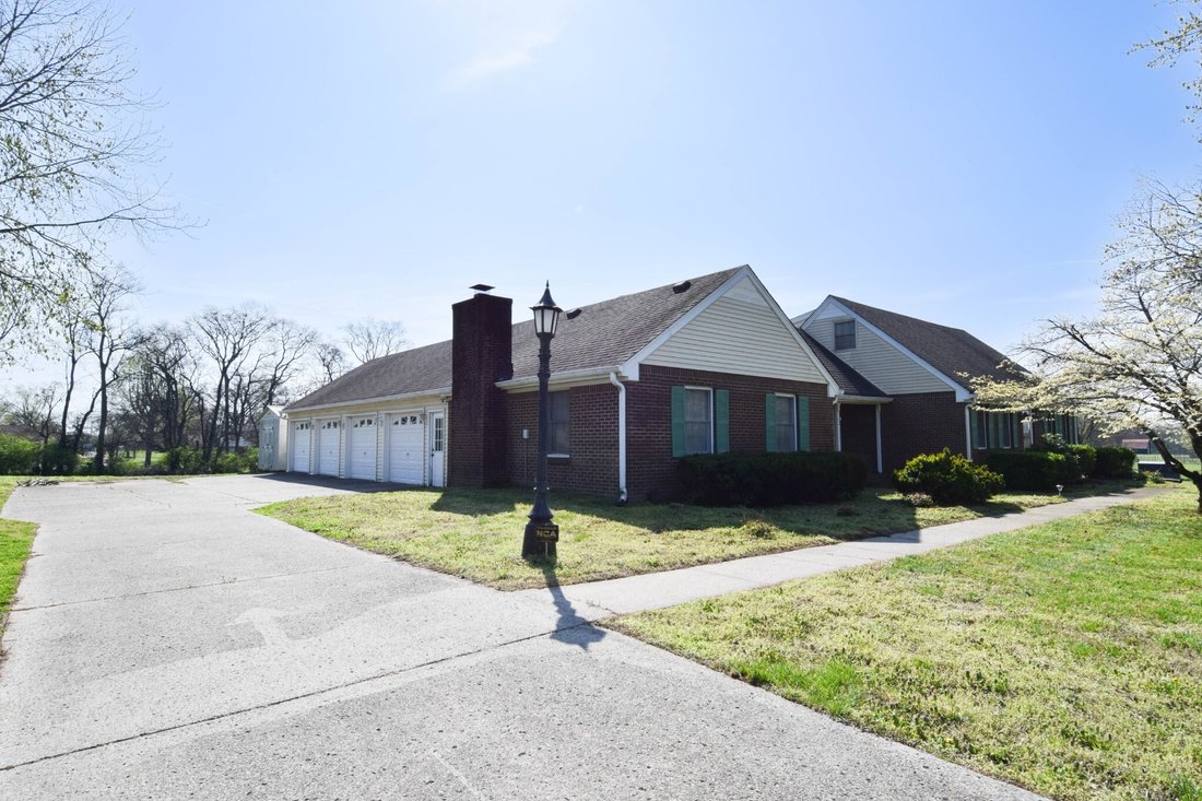 House in Gallatin, Tennessee, United States 1 - 17979910