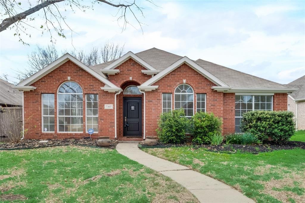 House in Frisco, Texas, United States 3 - 17975917