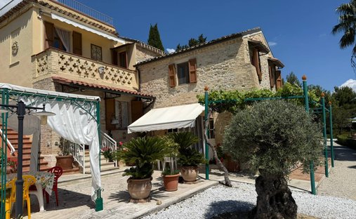 Landhaus in Colle Taffone, Marken, Italien 1