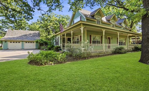 House in Cleburne, Texas, United States 1