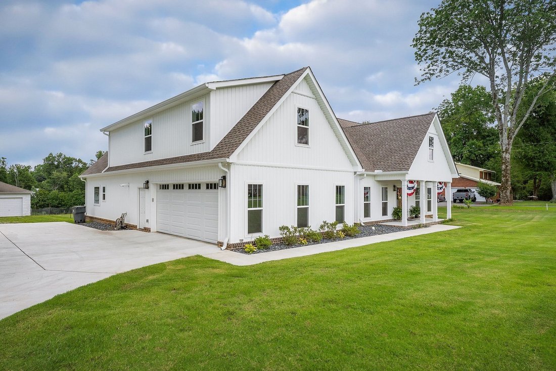 House in McMinnville, Tennessee, United States 4 - 17975604