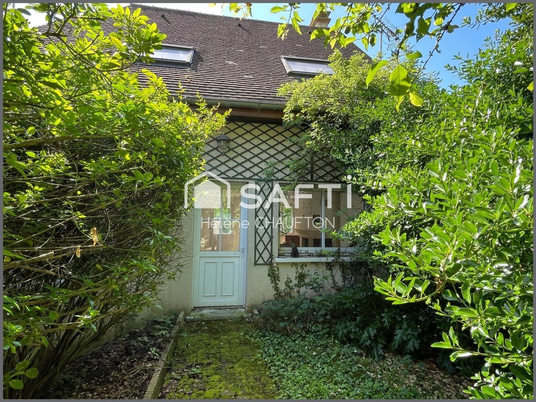 House in Boissy-Mauvoisin, Ile-de-France, France 2 - 17977824